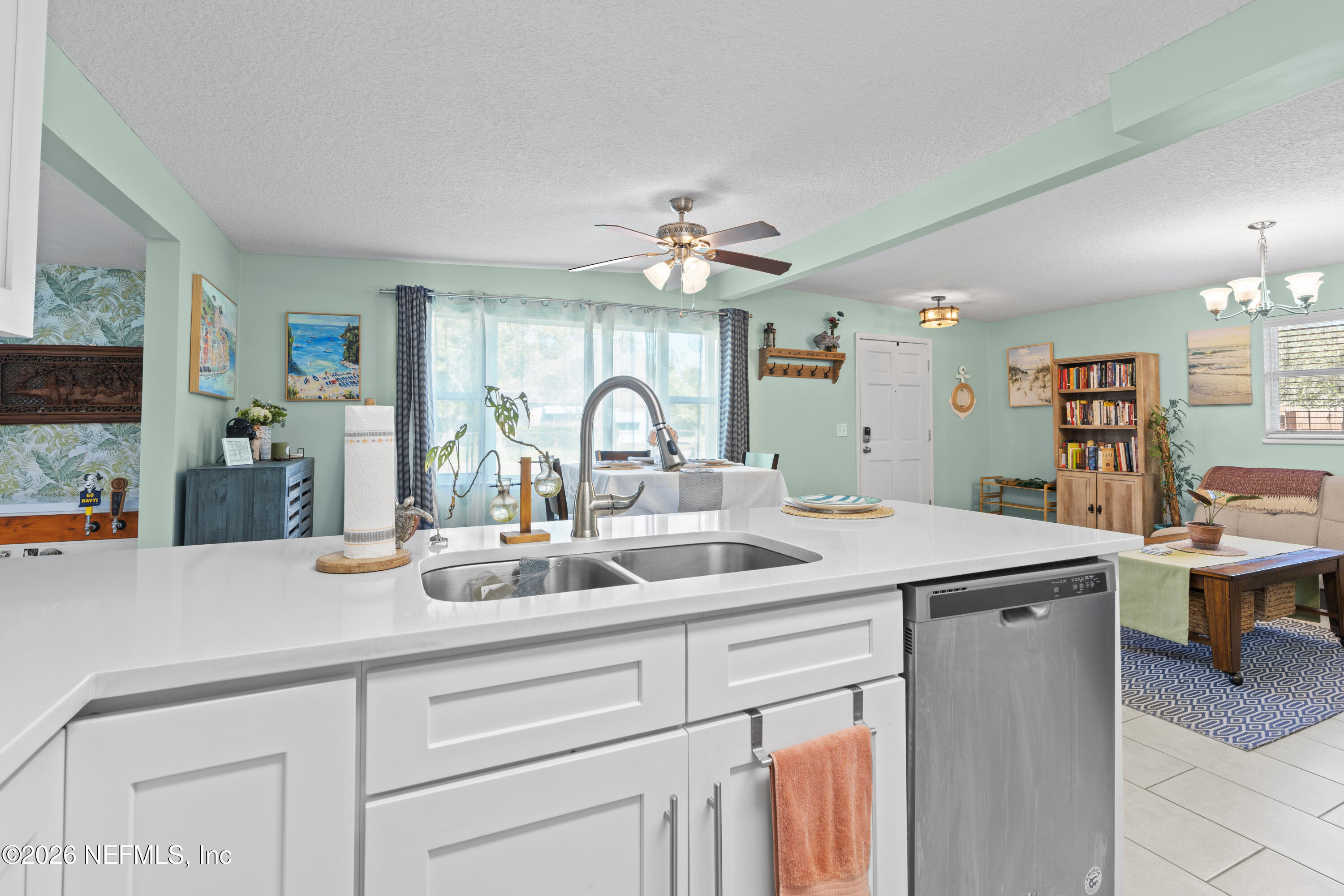 402 Skate Road Atlantic Beach, FL 32233 - Photo 5 of 7 09-DSC04343