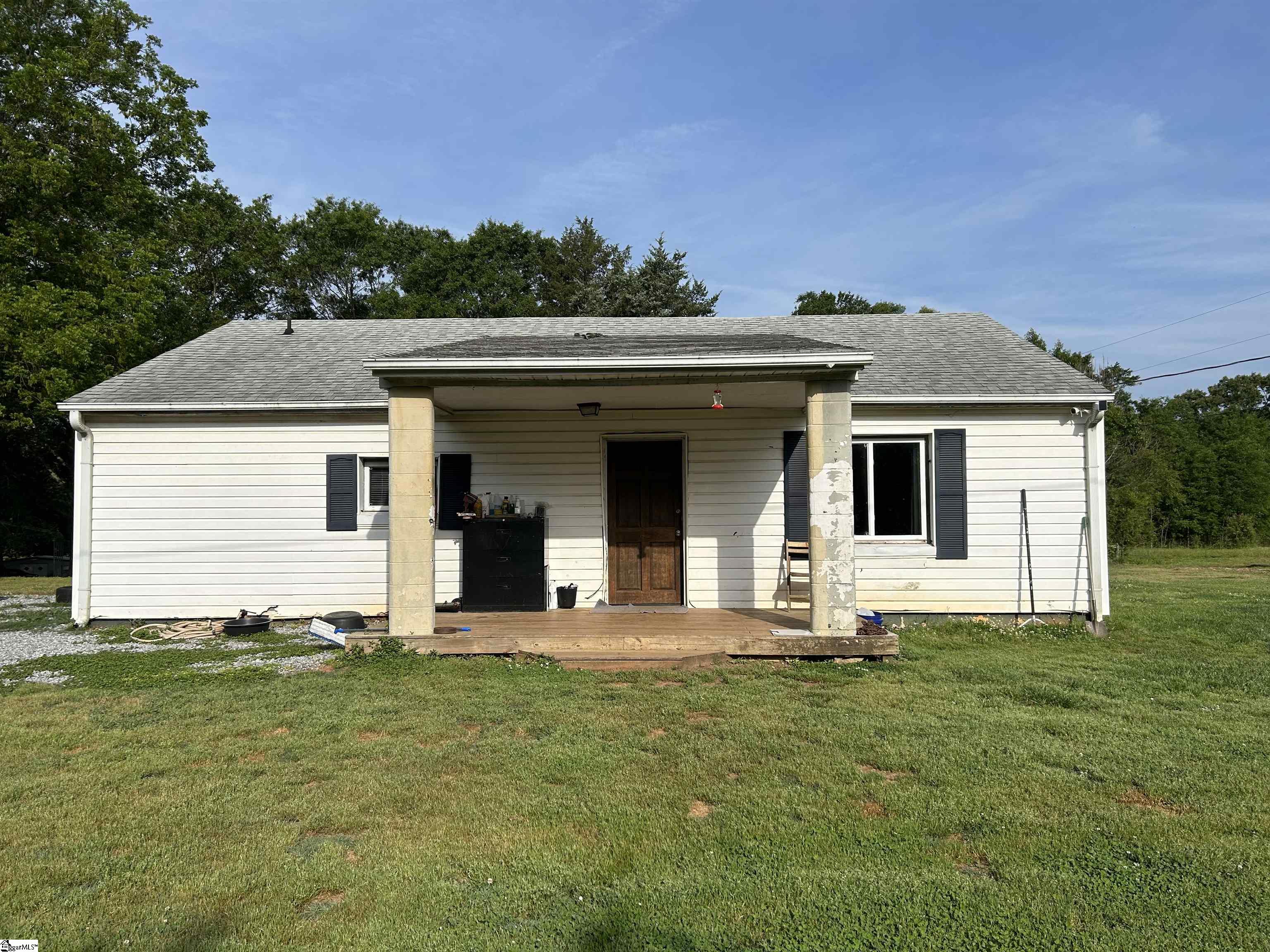 503 Harmony Road Anderson, SC 29624 - Photo 2 of 18