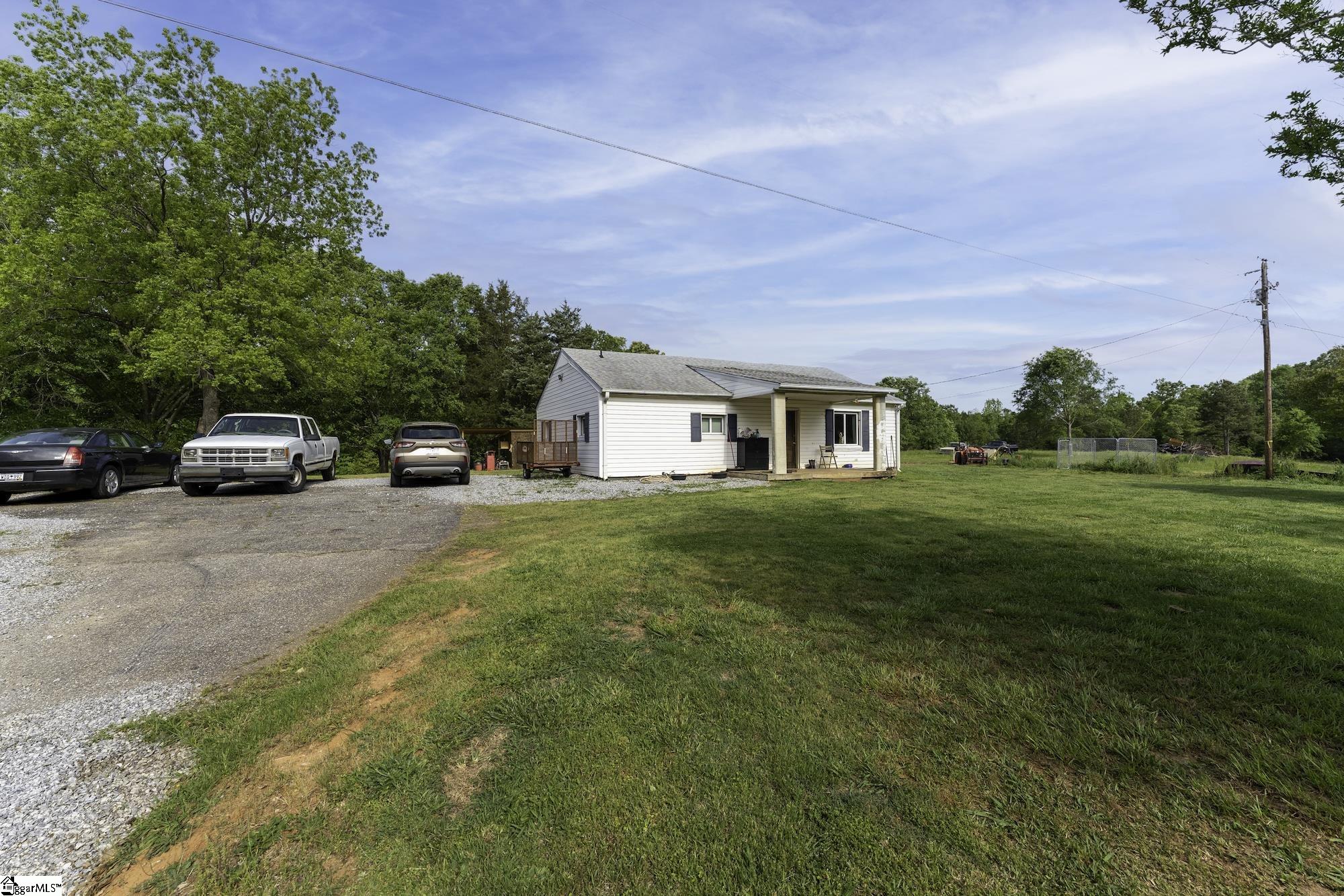503 Harmony Road Anderson, SC 29624 - Photo 4 of 18
