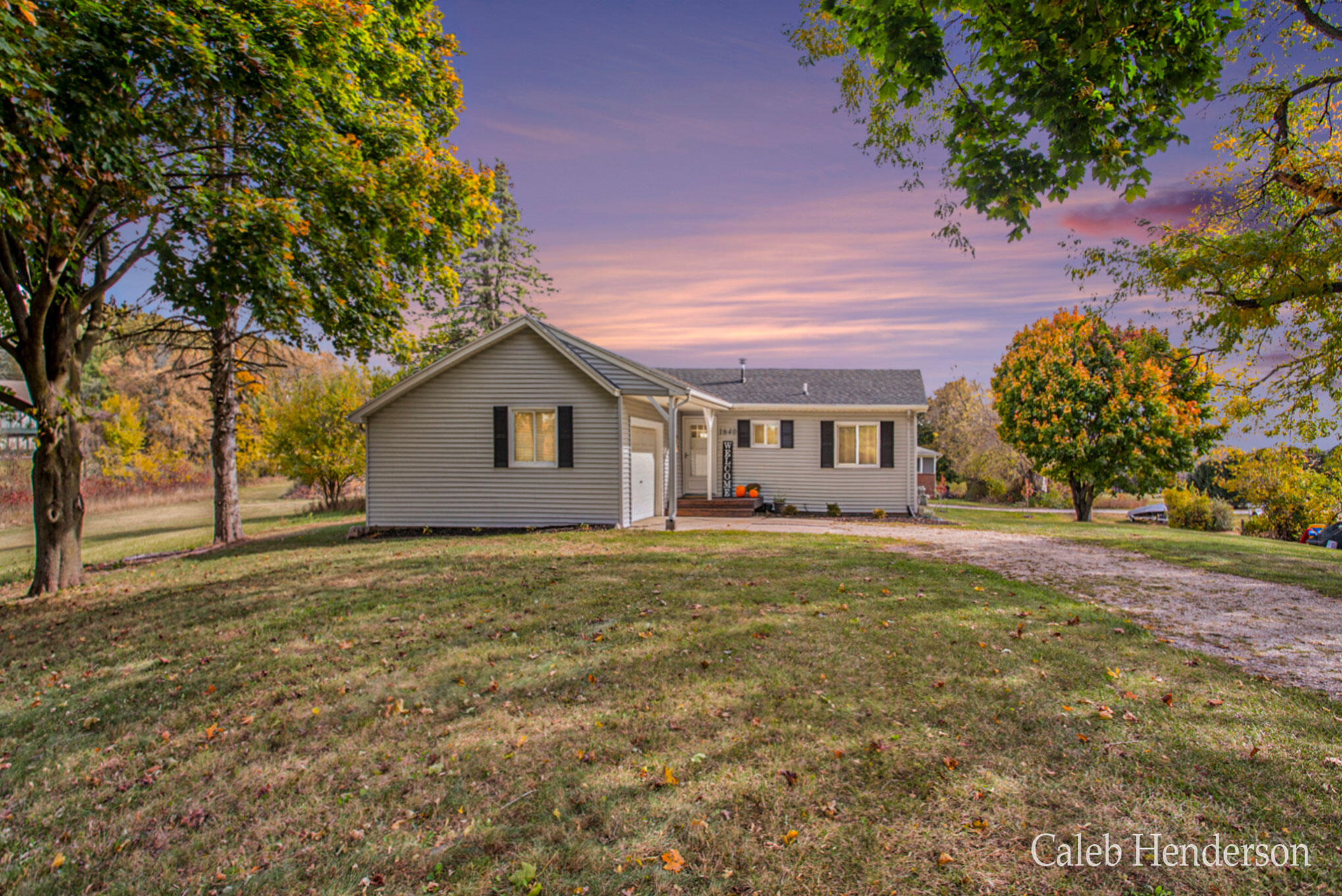 1640 North Kohler Road Trufant, MI 49347 - Photo 1 of 29 8L9A0519-