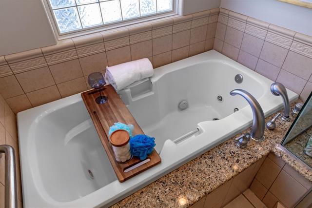 317 Beach Drive Aptos, CA 95003 - Photo 24 of 41 a bathroom with a bathtub