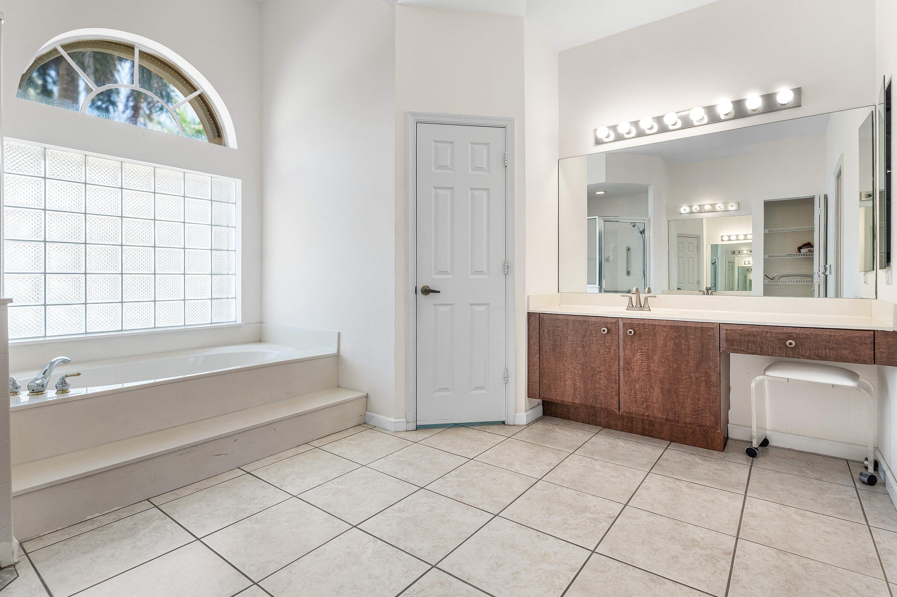 21417 Crestfalls Court Boca Raton, FL 33428 - Photo 18 of 42 Master bath