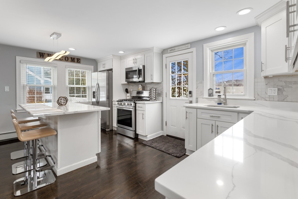 8 Myopia Road Stoneham, MA 02180 - Photo 9 of 39 Gallery Image 9