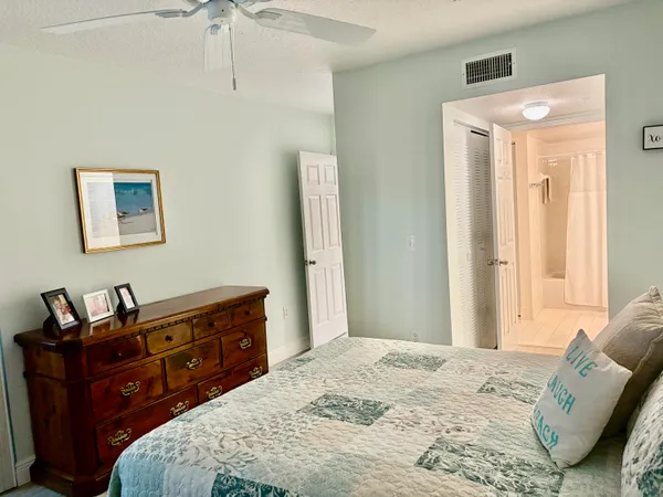 $3,800 | 242 Village Boulevard, Unit 2304, Tequesta, FL 33469