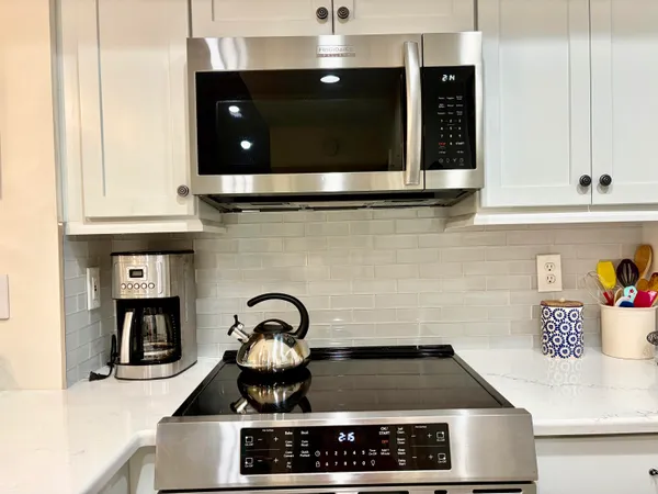 $3,800 | 242 Village Boulevard, Unit 2304, Tequesta, FL 33469