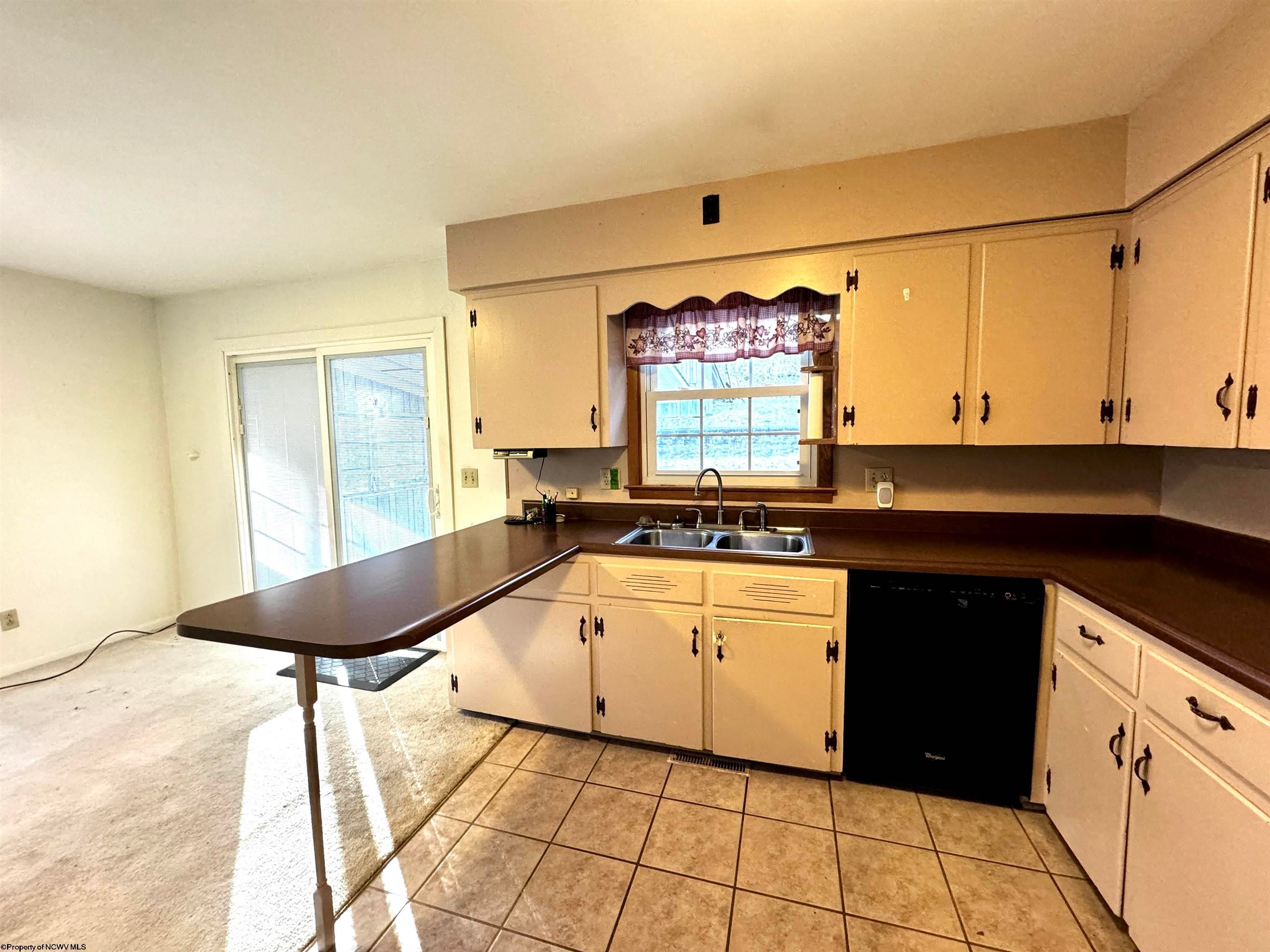 114 Middle Run Road Weston, WV 26452 - Photo 11 of 23 Gallery Image 11