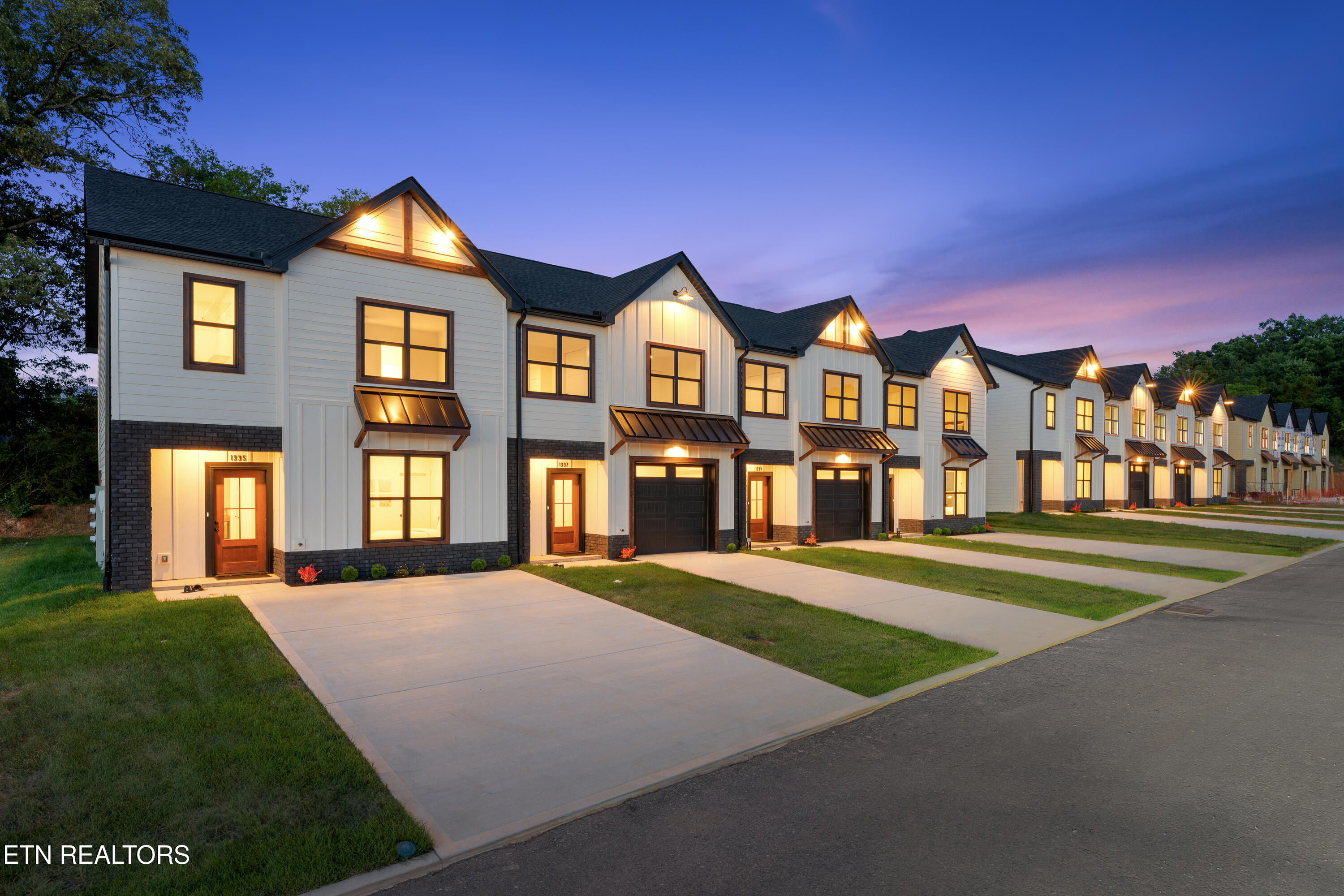 1335 Grace Ridge Drive Sevierville, TN 37862 - Photo 49 of 53 Twilight 1335 - 1341