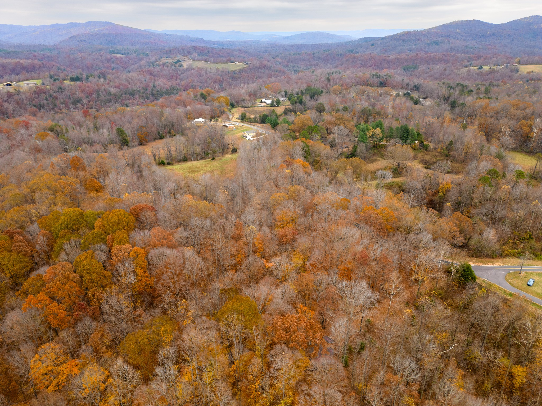 2090 Bolestown Loop Alpine, TN 38543 - Photo 10 of 13 a view of city and mountain