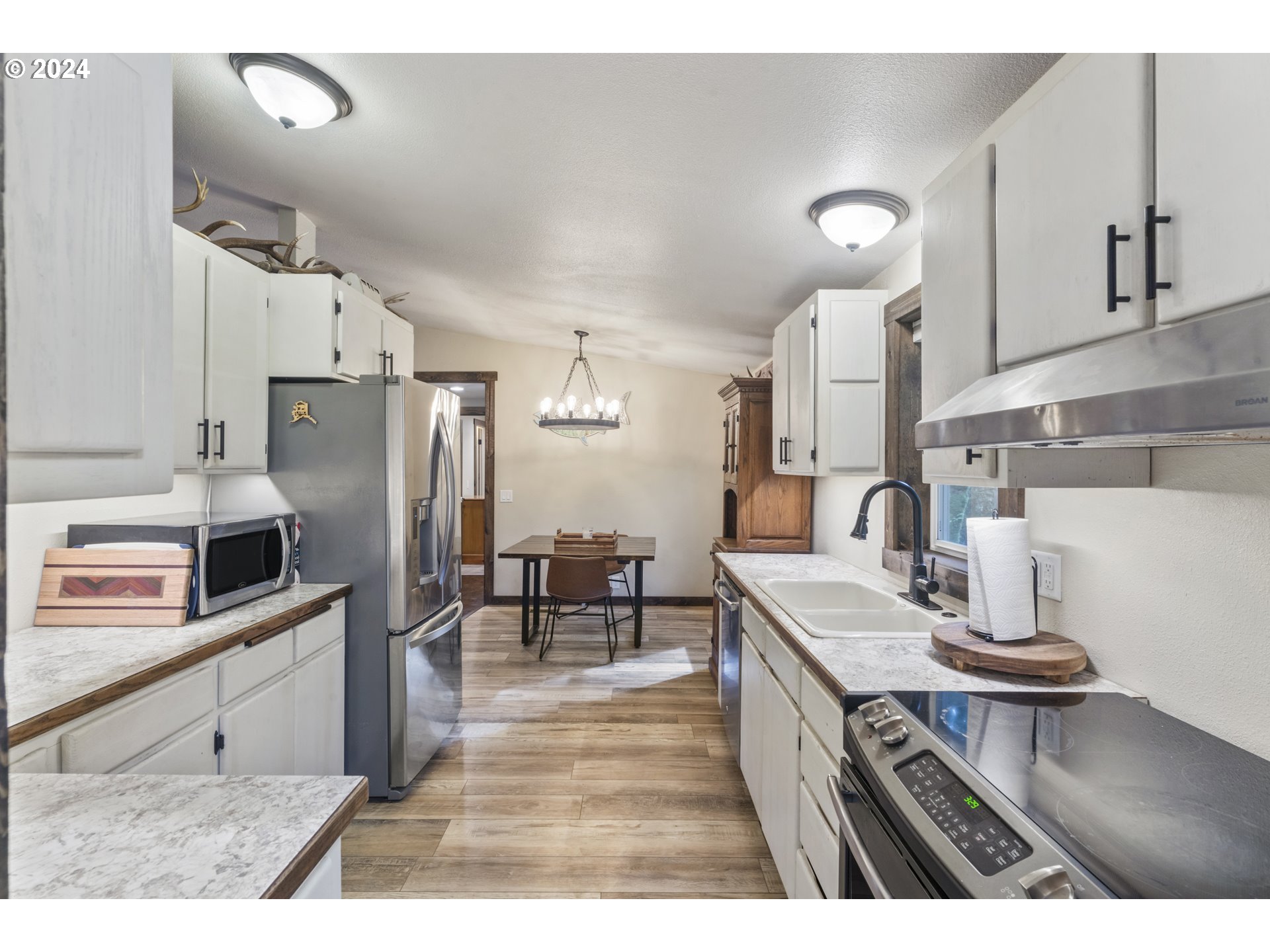 36568 Parsons Creek Road Springfield, OR 97478 - Photo 16 of 45 Gallery Image 16