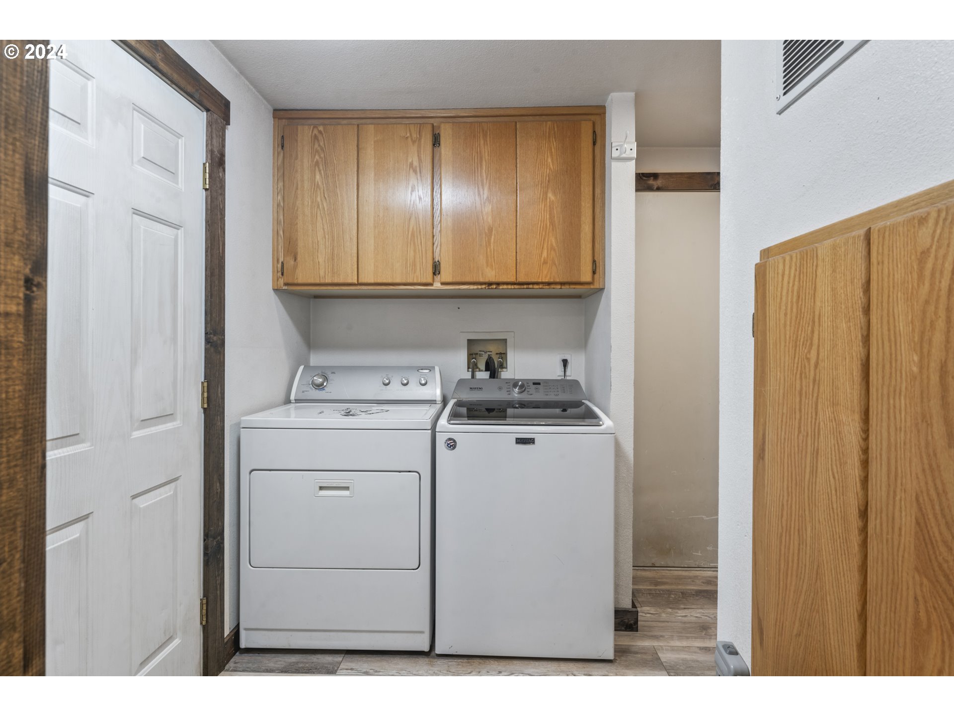 36568 Parsons Creek Road Springfield, OR 97478 - Photo 17 of 45 Gallery Image 17