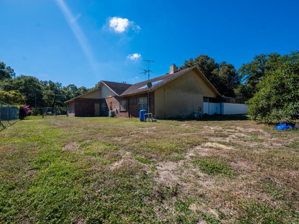 9512 Joe Ebert Road Seffner, FL 33584 - Photo 1 of 1 Gallery Image 1