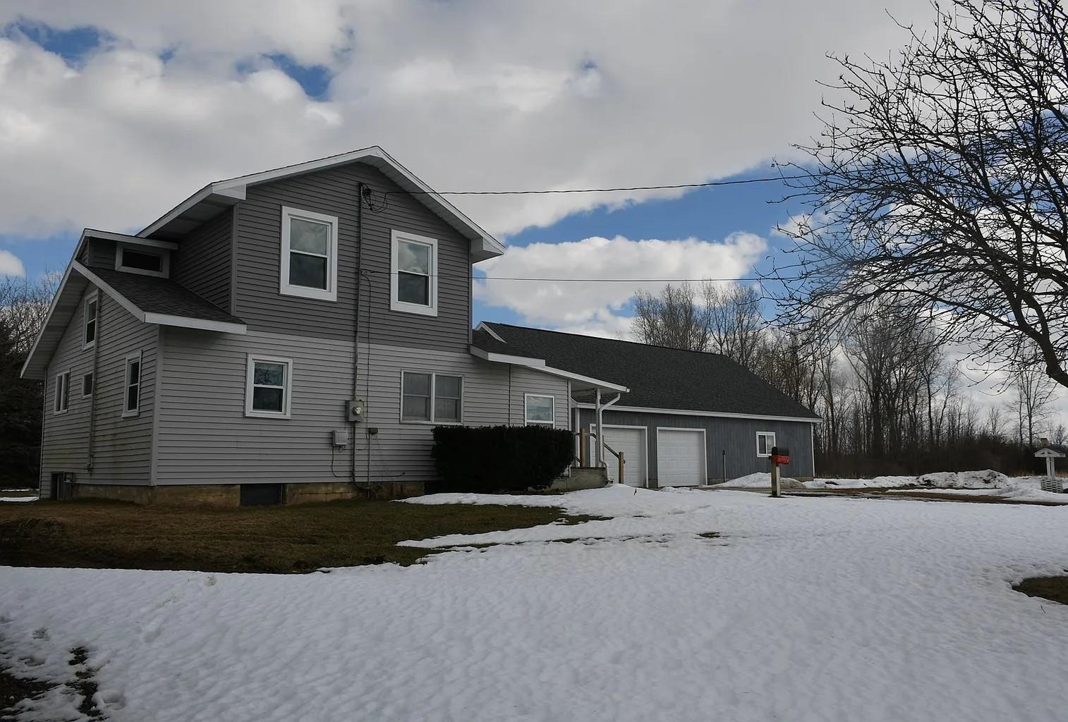 4415 South Ruess Road Owosso, MI 48867 - Photo 13 of 17