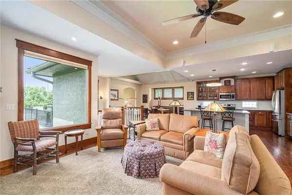 $700,000 | 26793 West 100th Place, Olathe, KS 66061
