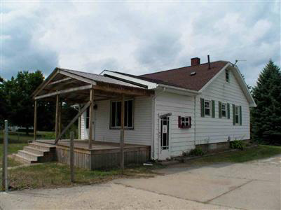 12546 Tuscola Road Clio, MI 48420 - Photo 2 of 8 20159125-1.JPG