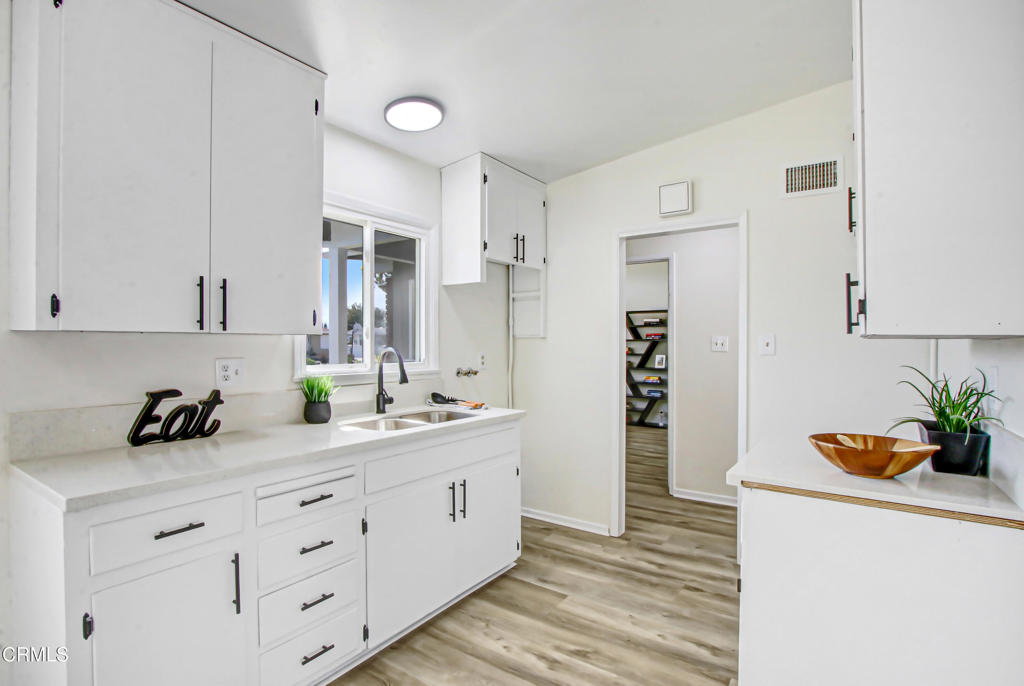 5273 Greenbrier Drive Riverside, CA 92504 - Photo 9 of 16 IMG_0128