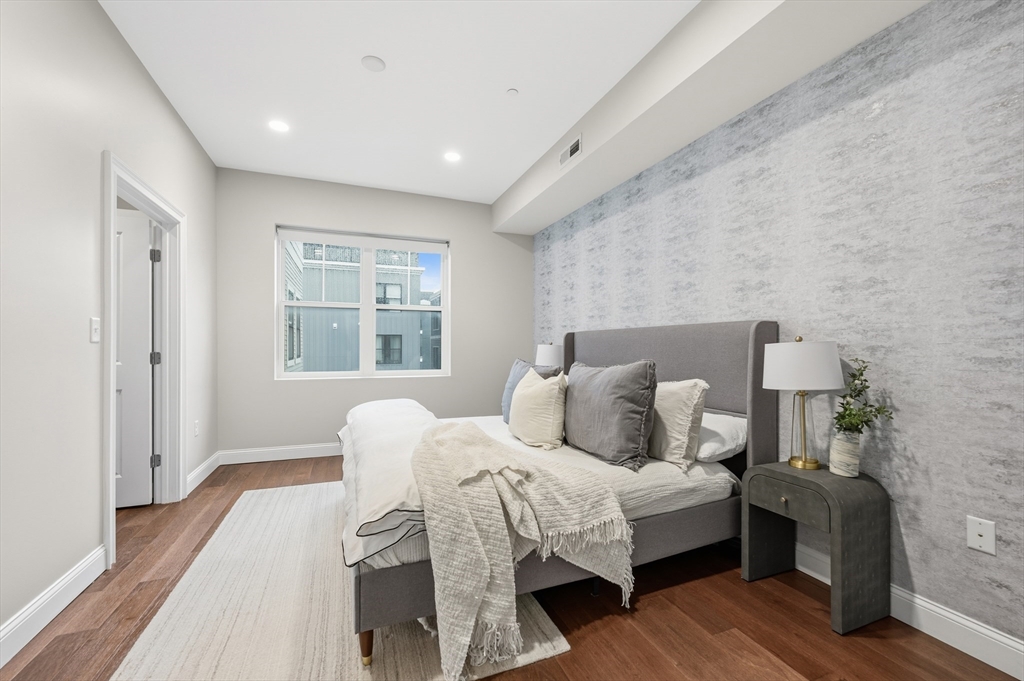 170 West Broadway, Unit 311 Boston, MA 02127 - Photo 16 of 24