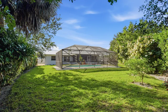 $750,000 | 403 Highwood Circle, Jupiter, FL 33458