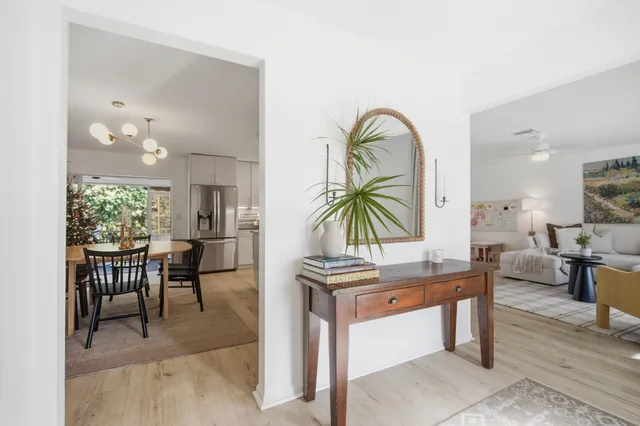 $750,000 | 403 Highwood Circle, Jupiter, FL 33458