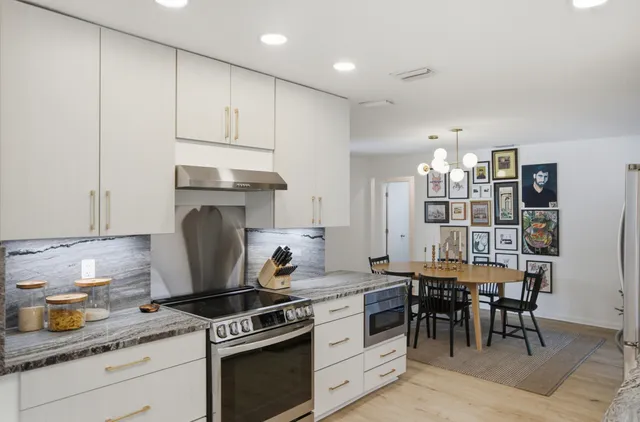 $750,000 | 403 Highwood Circle, Jupiter, FL 33458