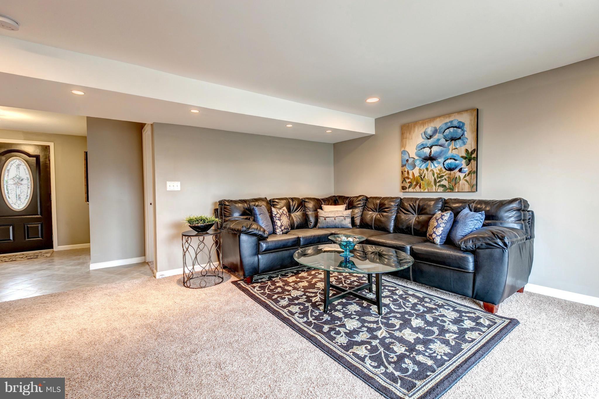 3526 Cabot Road Randallstown, MD 21133 - Photo 12 of 30 Large Family Room