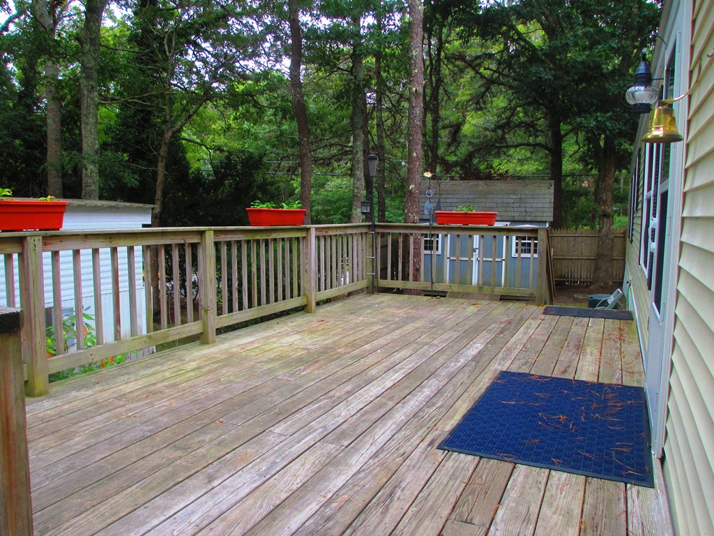25 Ruxton Mashpee, MA 02649 - Photo 18 of 27 Gallery Image 18