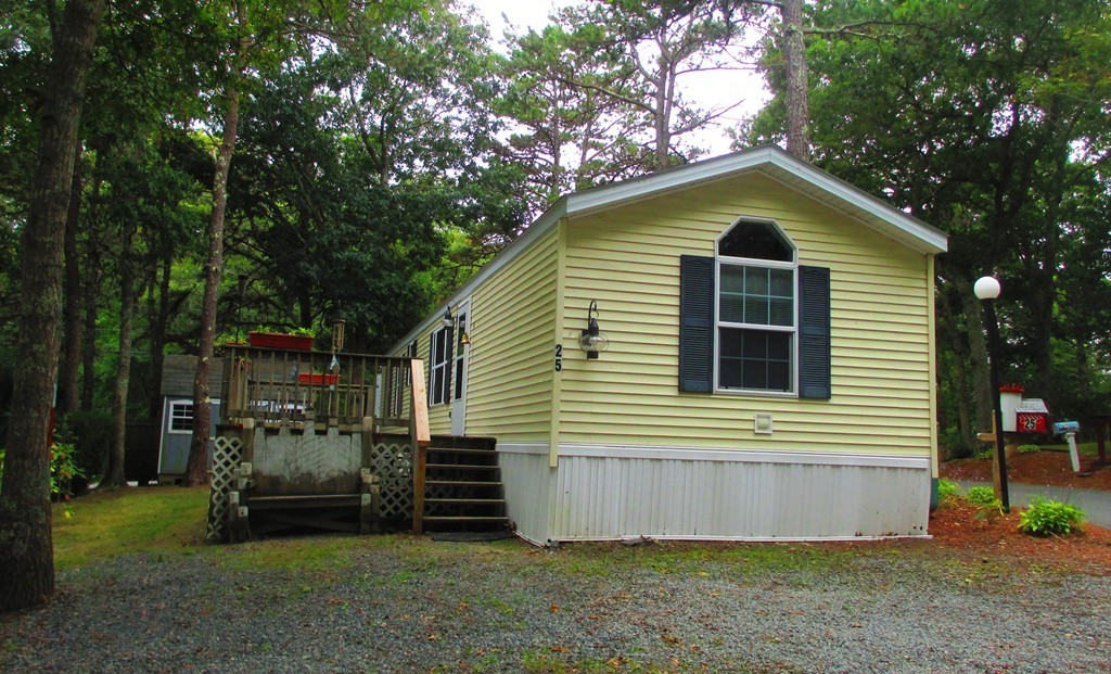 25 Ruxton Mashpee, MA 02649 - Photo 2 of 27 Gallery Image 2