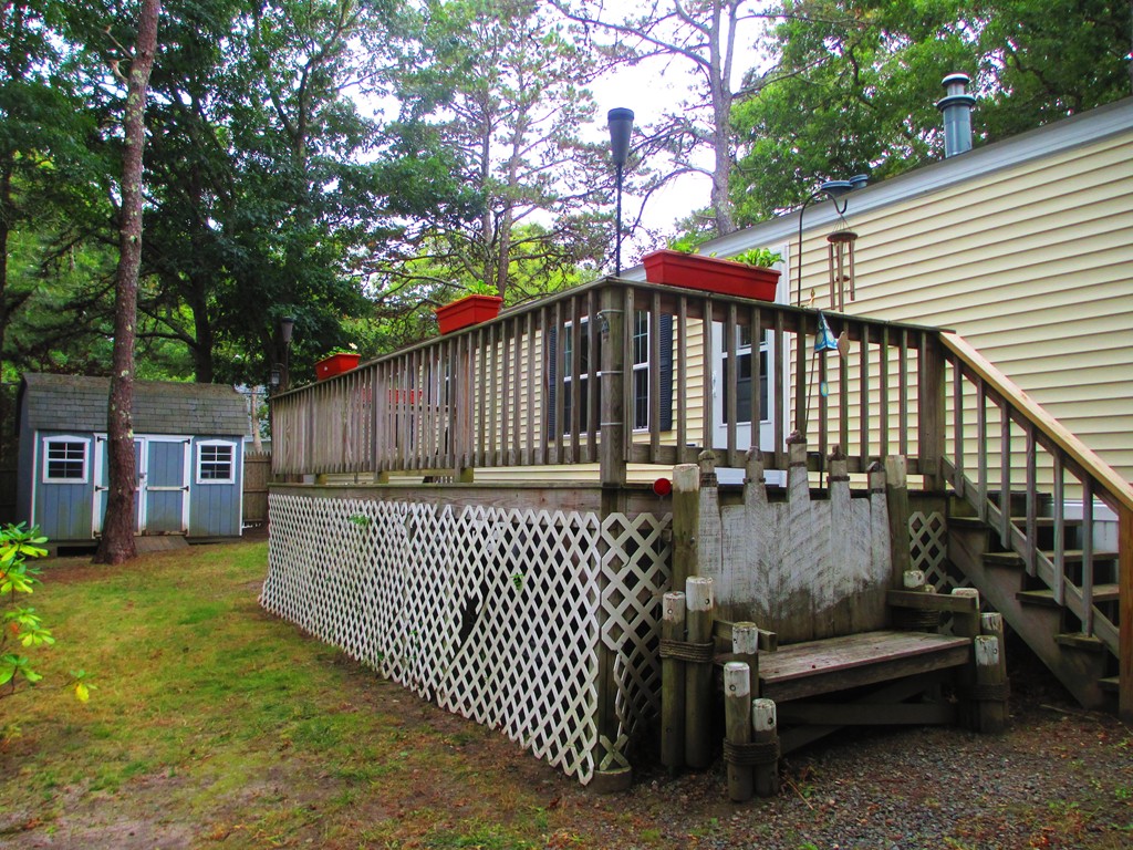 25 Ruxton Mashpee, MA 02649 - Photo 21 of 27 Gallery Image 21