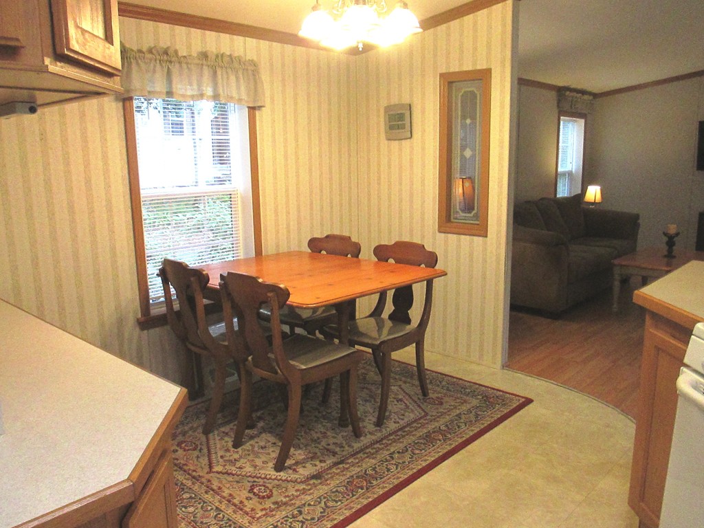 25 Ruxton Mashpee, MA 02649 - Photo 8 of 27 Gallery Image 8