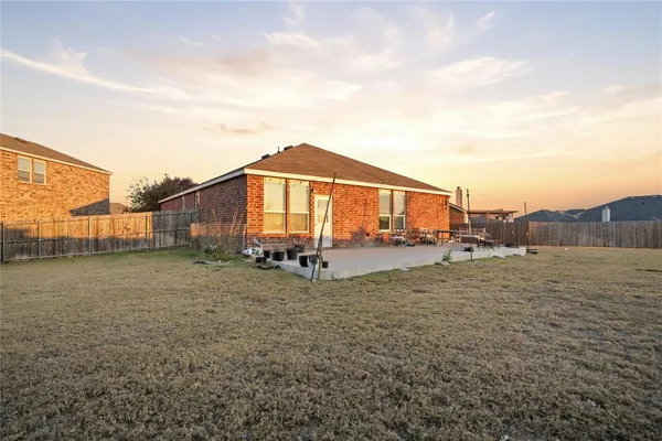$2,500 | 8101 Kurgan Trail, Fort Worth, TX 76131