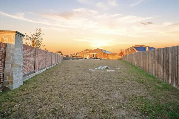 $2,500 | 8101 Kurgan Trail, Fort Worth, TX 76131