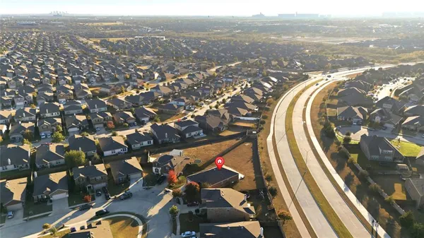 $2,500 | 8101 Kurgan Trail, Fort Worth, TX 76131