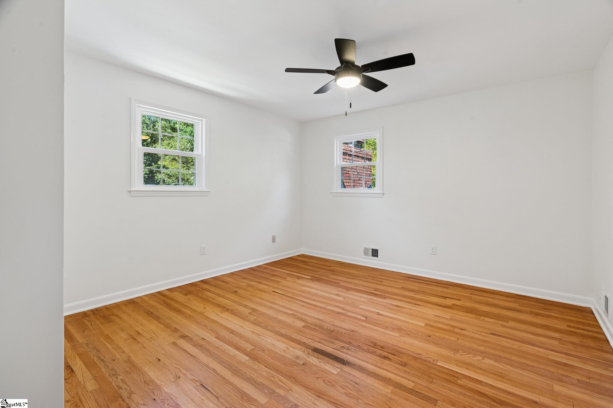 404 Mockingbird Lane Spartanburg, SC 29307 - Photo 13 of 48