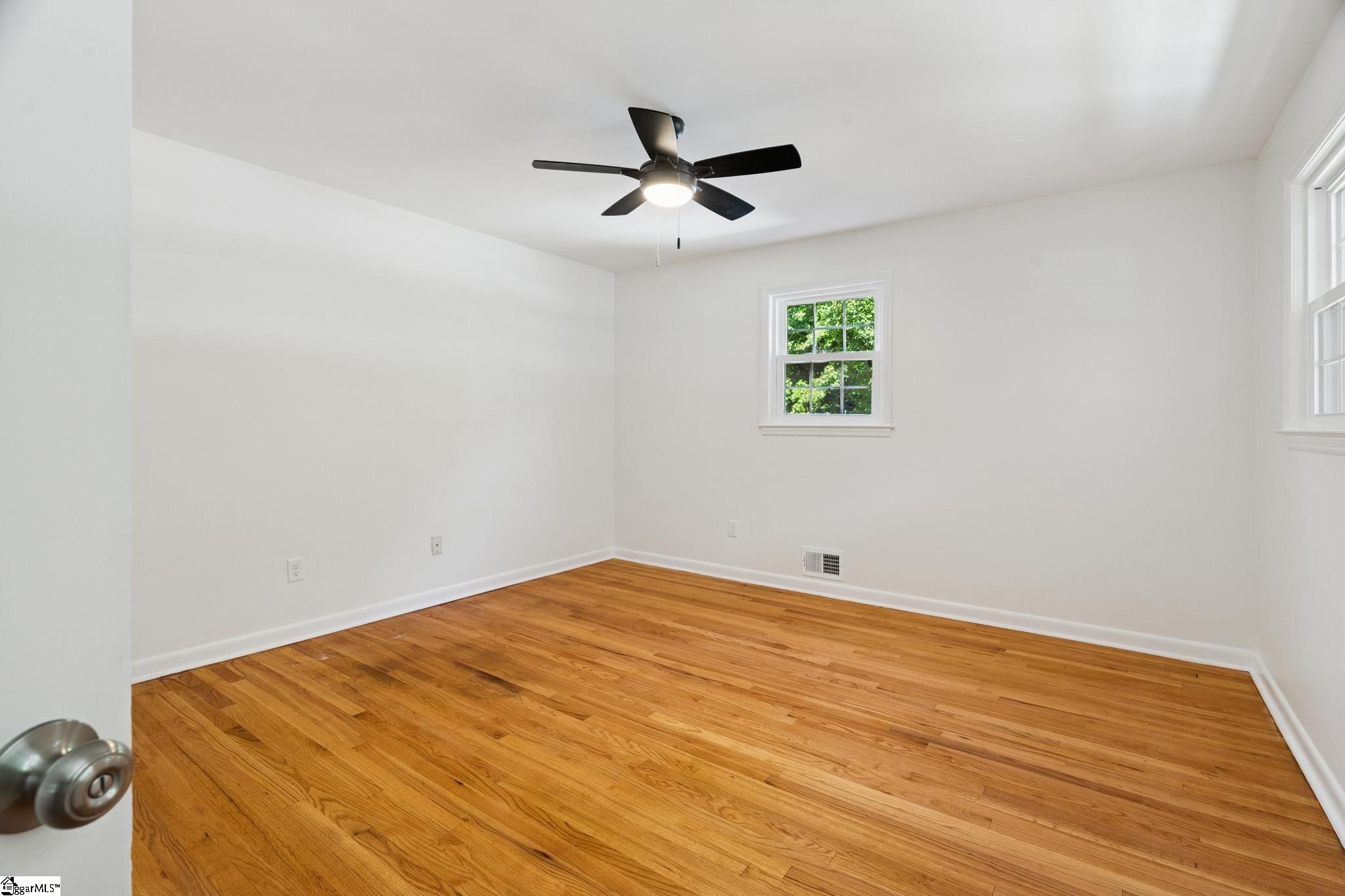 404 Mockingbird Lane Spartanburg, SC 29307 - Photo 14 of 48