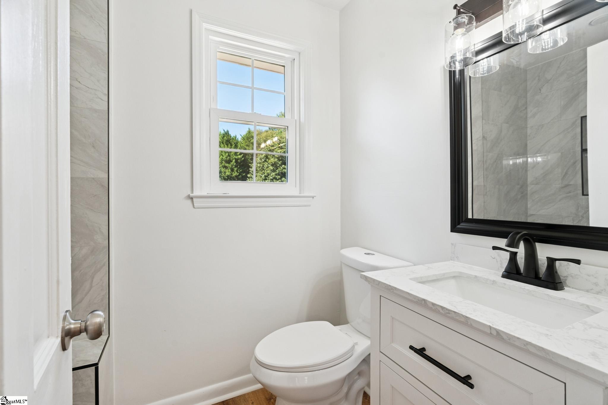 404 Mockingbird Lane Spartanburg, SC 29307 - Photo 17 of 48