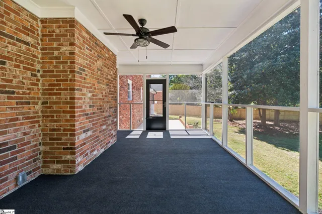 $599,900 | 404 Mockingbird Lane, Spartanburg, SC 29307