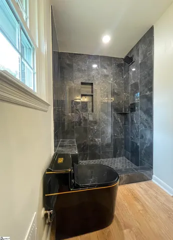 $599,900 | 404 Mockingbird Lane, Spartanburg, SC 29307