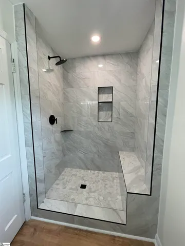 $599,900 | 404 Mockingbird Lane, Spartanburg, SC 29307