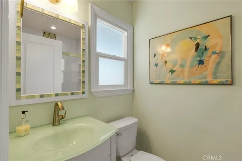 $960,000 | 9001 Debra Avenue, North Hills, CA 91343