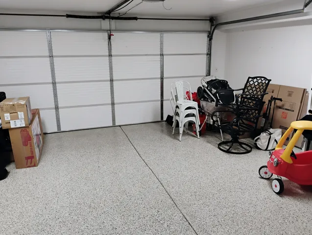 a view of a garage with stuff