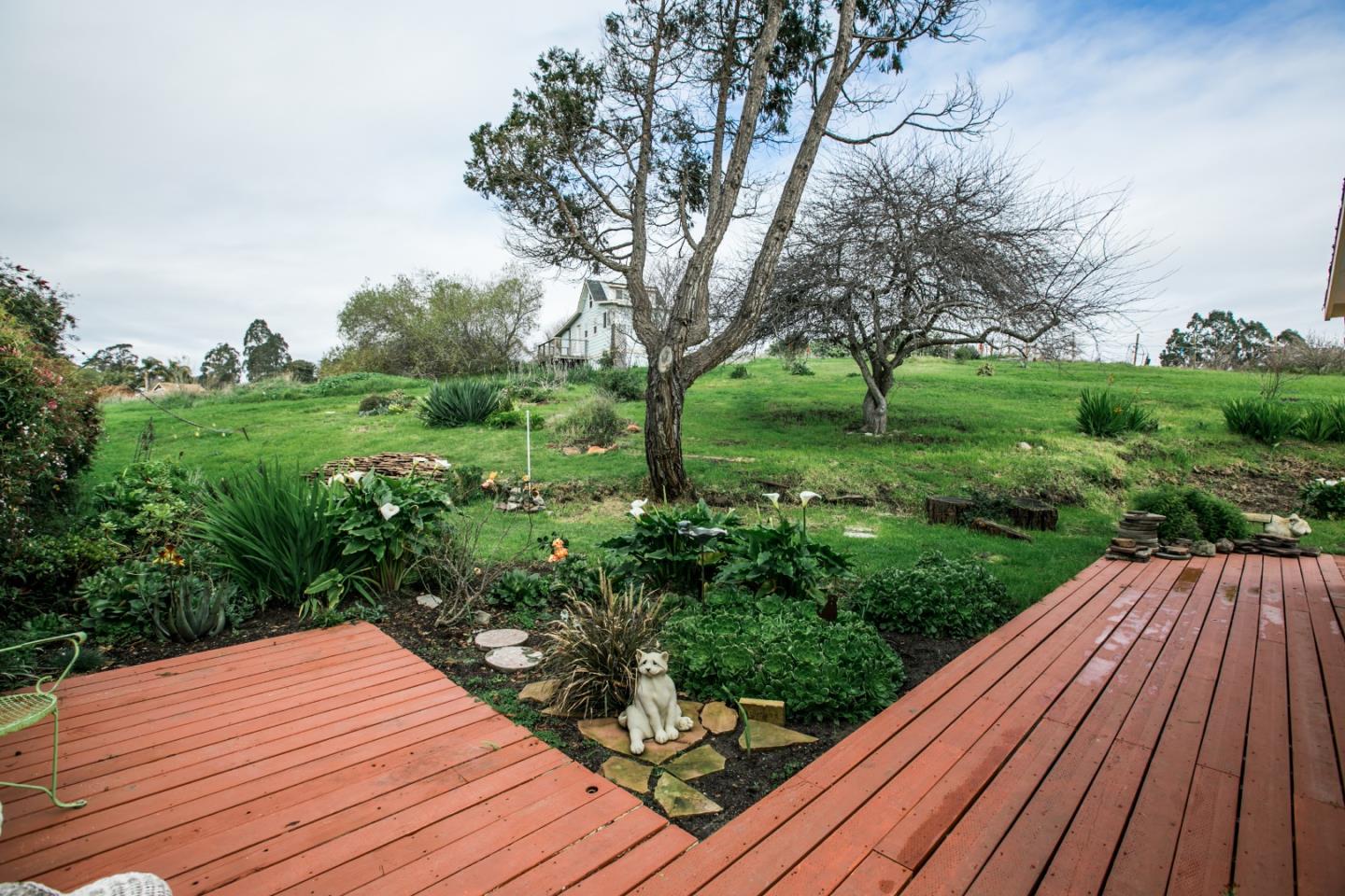 22 Spring Road Watsonville, CA 95076 - Photo 14 of 31