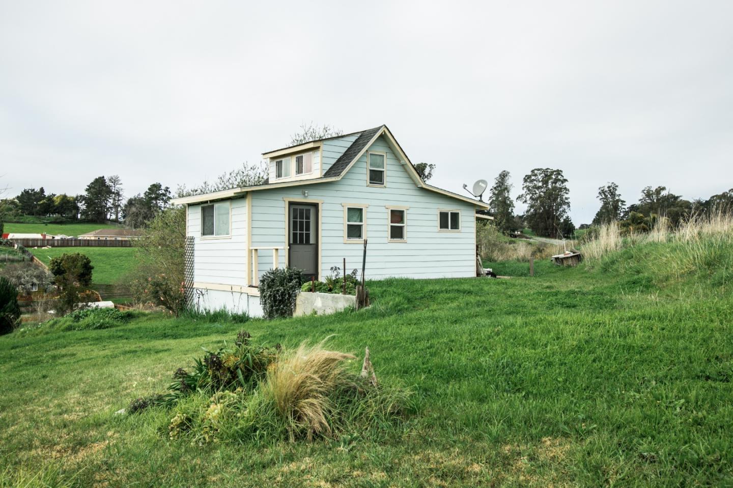 22 Spring Road Watsonville, CA 95076 - Photo 24 of 31