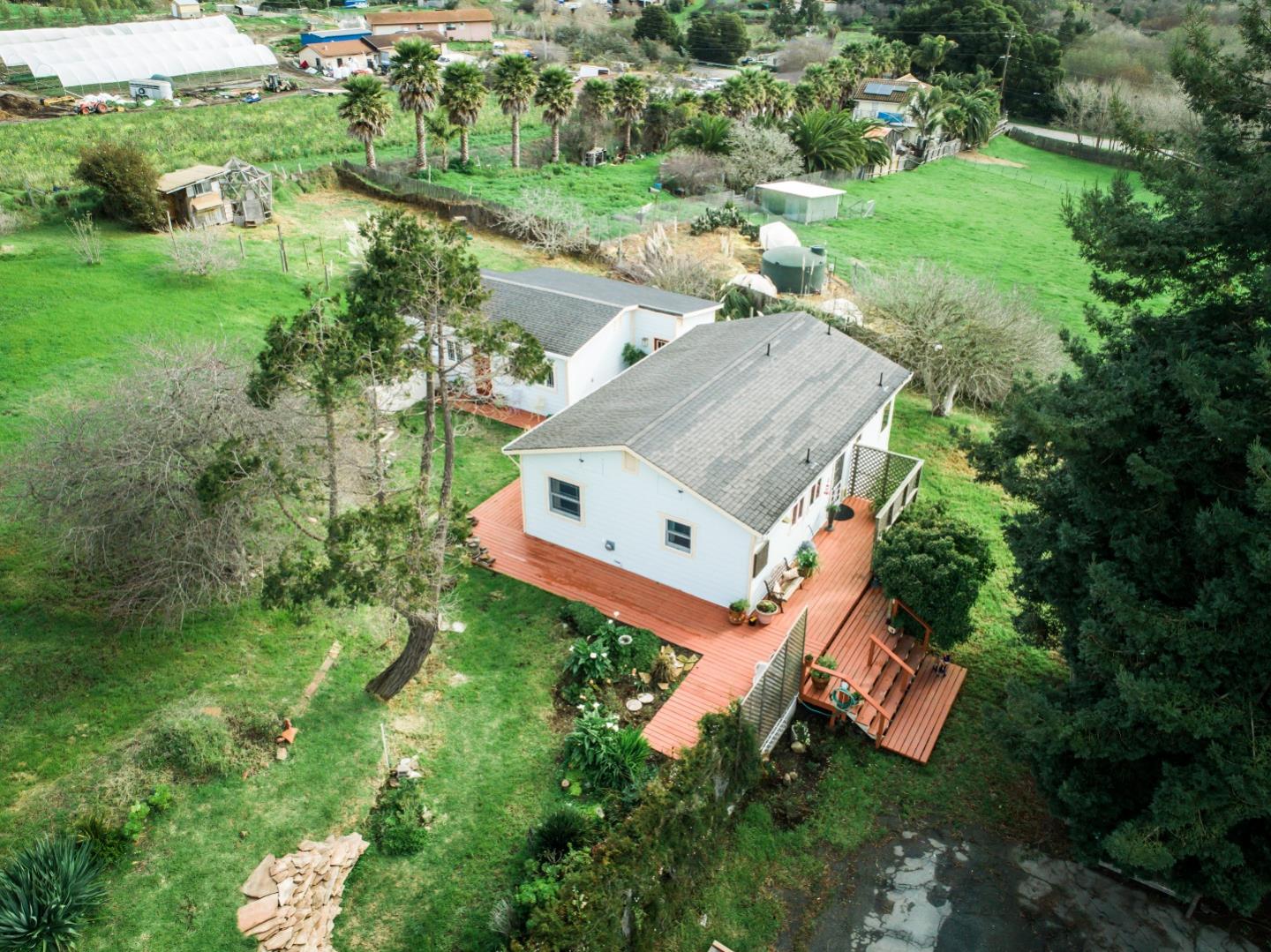 22 Spring Road Watsonville, CA 95076 - Photo 26 of 31