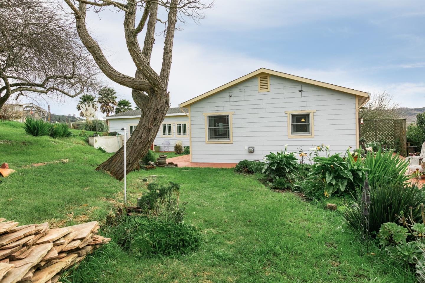 22 Spring Road Watsonville, CA 95076 - Photo 28 of 31