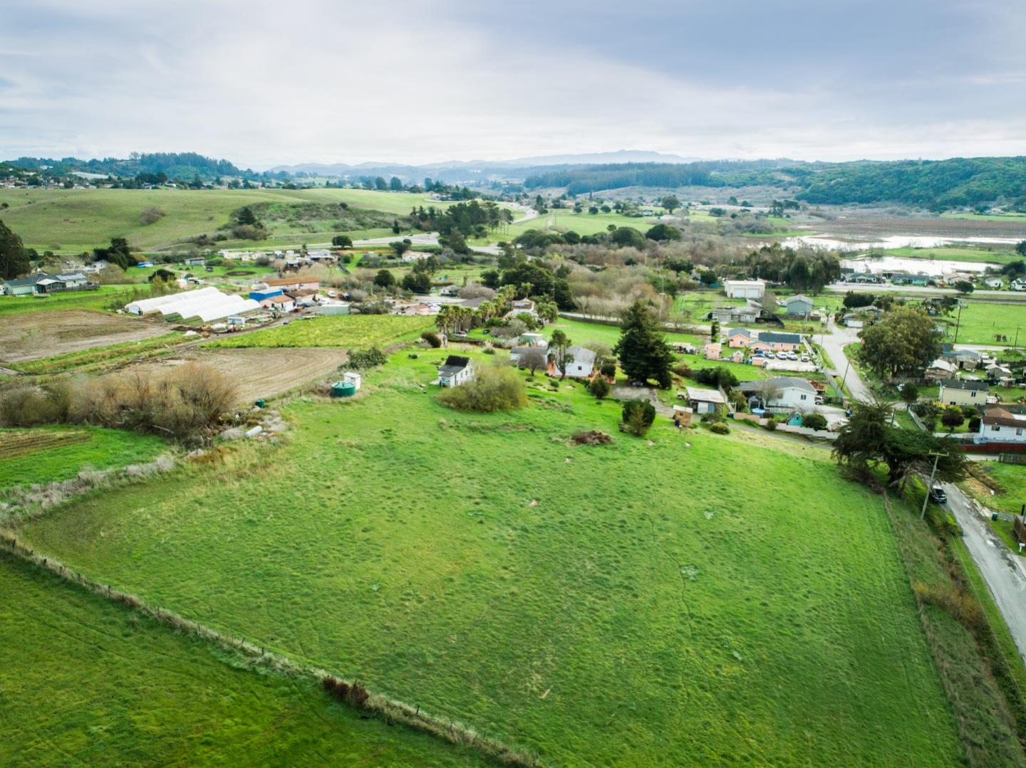 22 Spring Road Watsonville, CA 95076 - Photo 29 of 31