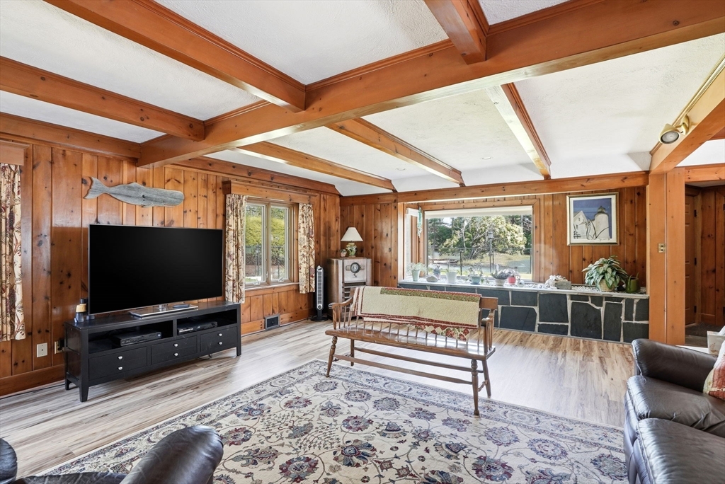 234 Converse Road Marion, MA 02738 - Photo 12 of 42