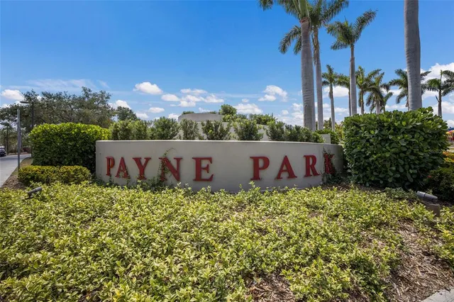 $1,150,000 | 389 Gowdy Road, Sarasota, FL 34237