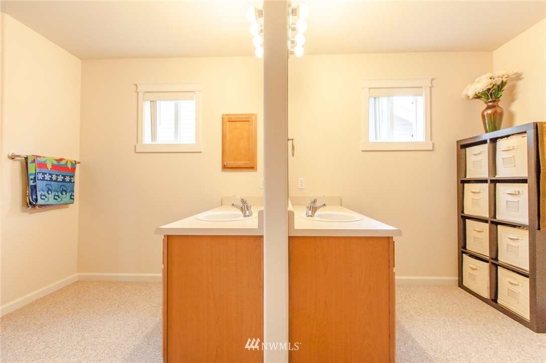 3733 154th Place Southeast Bothell, WA 98012 - Photo 14 of 22