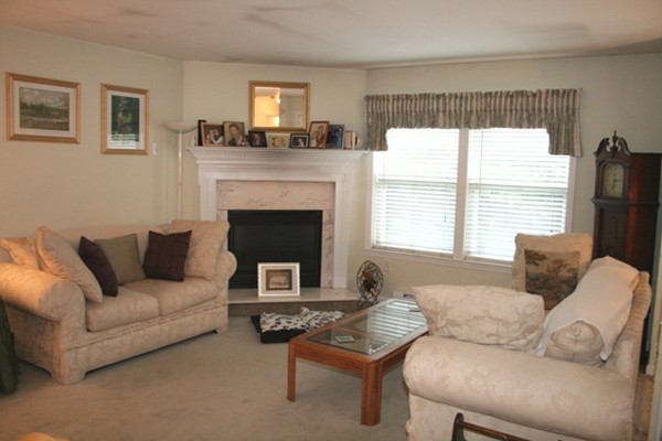 6 Anchor Road Lynn, MA 01904 - Photo 2 of 8 Gallery Image 2