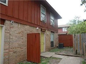$1,050 | 1317 Southport Drive, Unit D, Austin, TX 78704