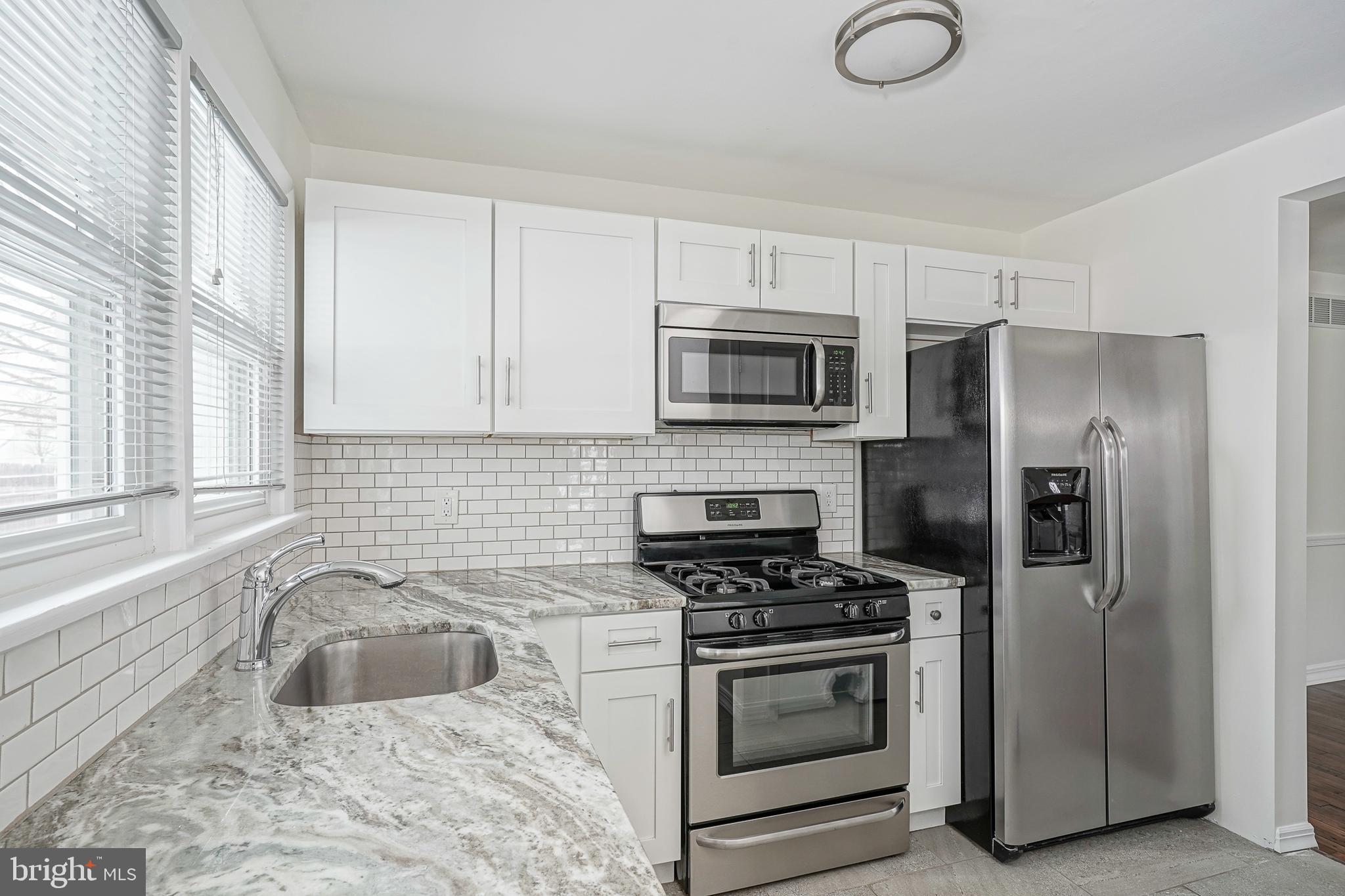 20 Landing Road Blackwood, NJ 08012 - Photo 11 of 30